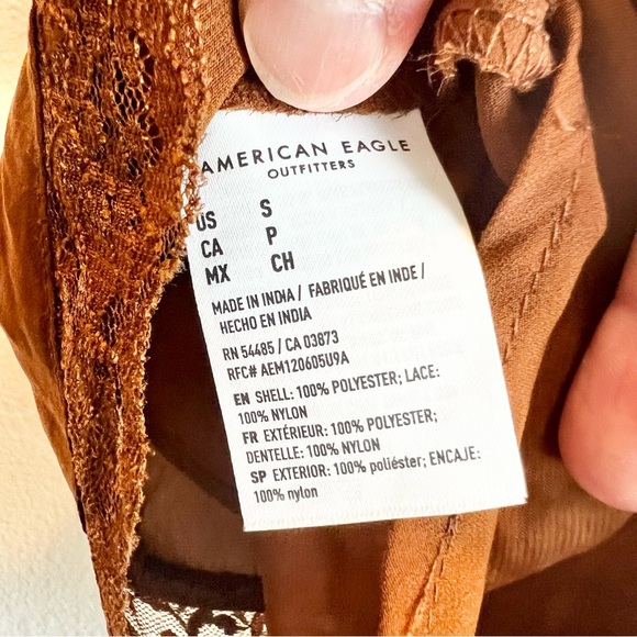 NWT American Eagle Y2K Boho Babydoll Crop Top S Brown Lace Trim V-Neck Cute - Picture 12 of 12